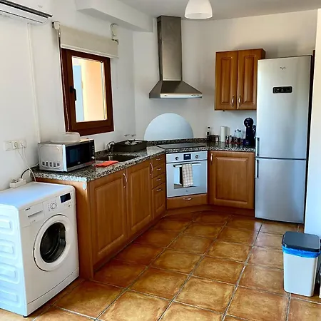 Apartamento Apartament Pool & Parking *